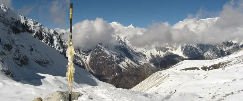 Everest Gokyo Chola Pass Trek